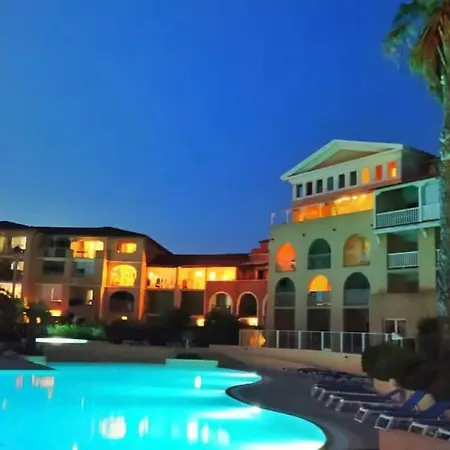 Le Jardin Bleu Agreable T2 Vue Mer, Piscine, Jardin דירה סיס-פור-לה-פלאז'