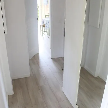 Le Jardin Bleu Agreable T2 Vue Mer, Piscine, Jardin * סיס-פור-לה-פלאז'