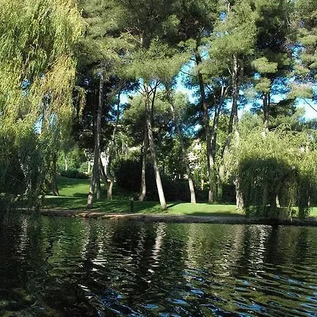 Le Jardin Bleu Agreable T2 Vue Mer, Piscine, Jardin דירה סיס-פור-לה-פלאז'